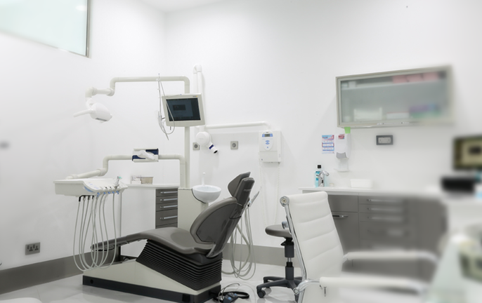 Имплантация — Стоматологическая клиника «Ruaz-Dent (Руаз-Дент)» – цены - фото