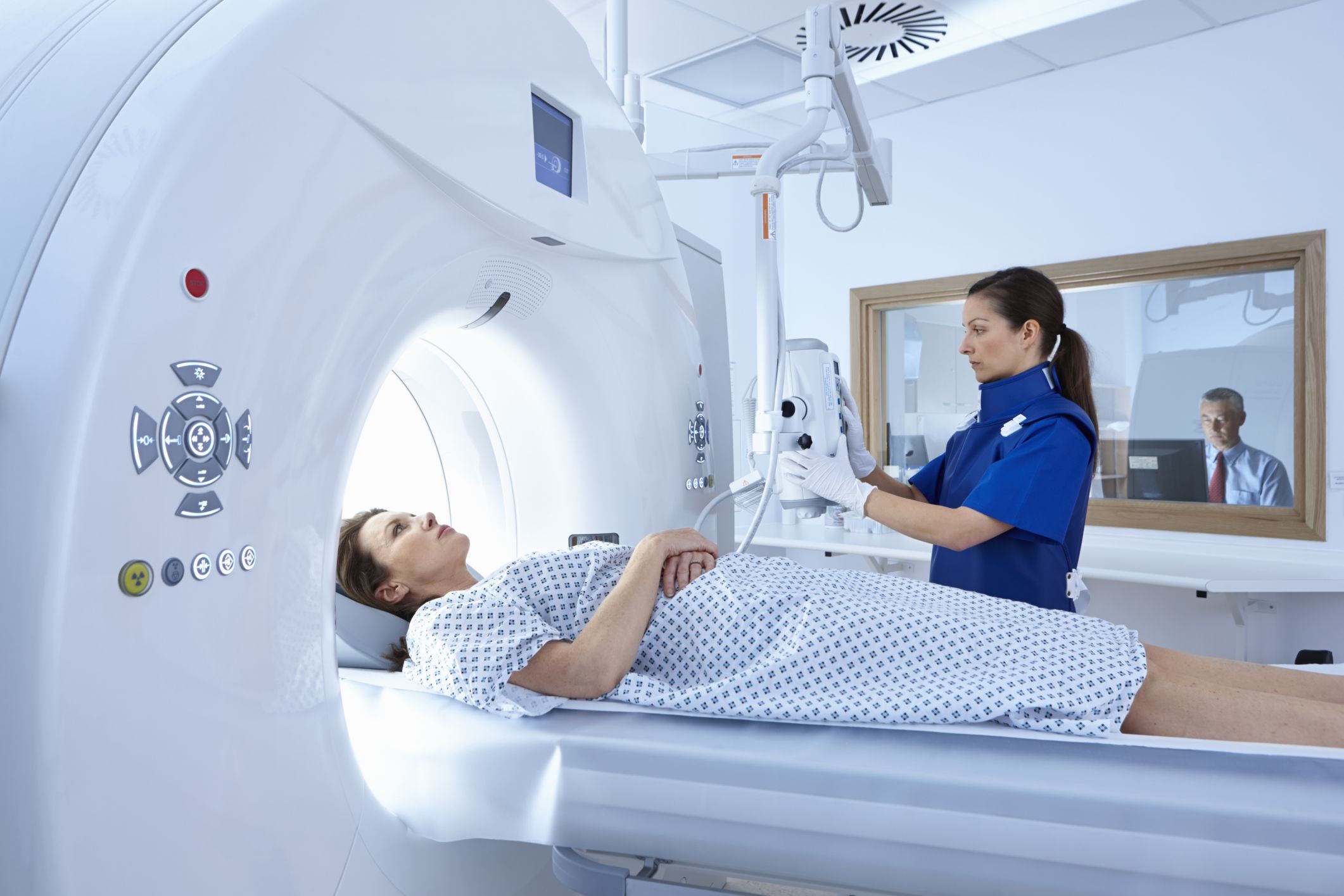 Мрт головного мозга в центре. Магнитно-резонансная томография. Проведение компьютерной томографии. Мрт исследование. Магниторезонансная томография.